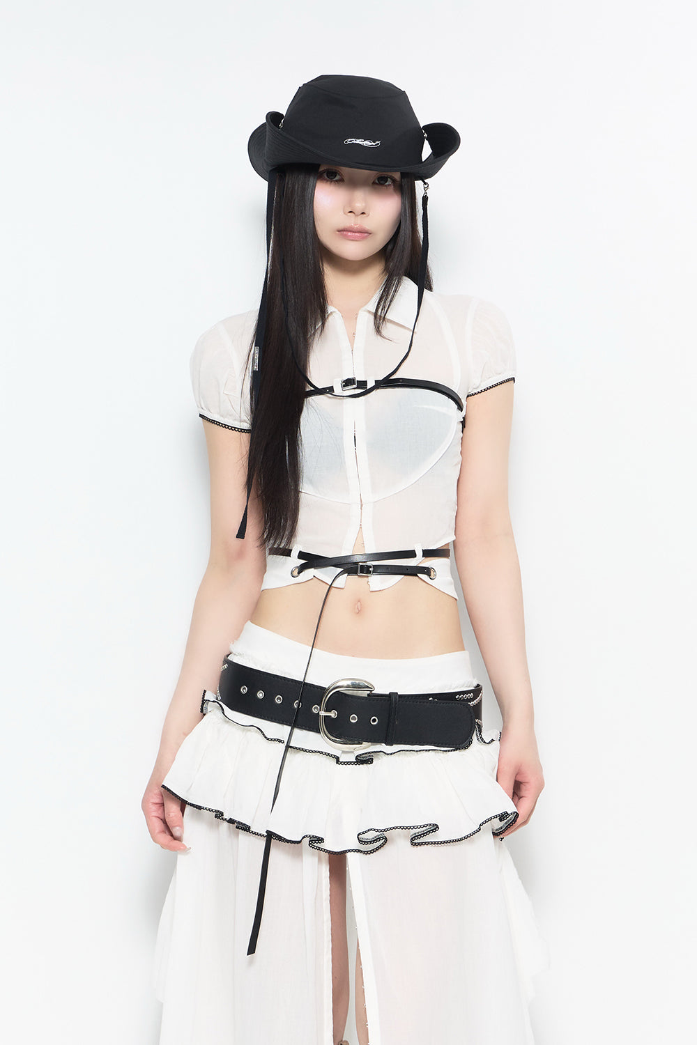 THEREDTHREAD / ザレッドスレッド】harness blouse
