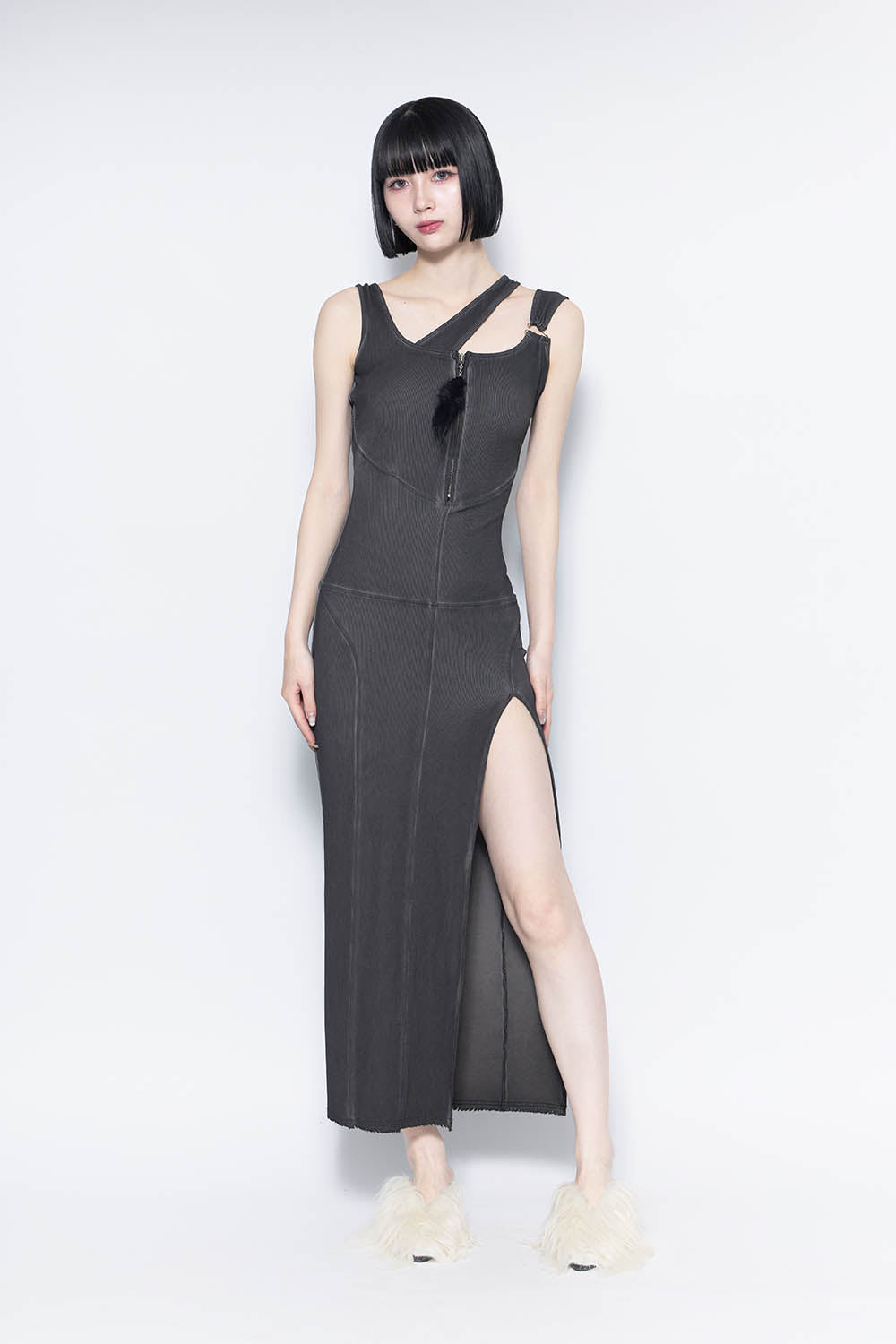THEREDTHREAD / ザレッドスレッド】S strap tank dress