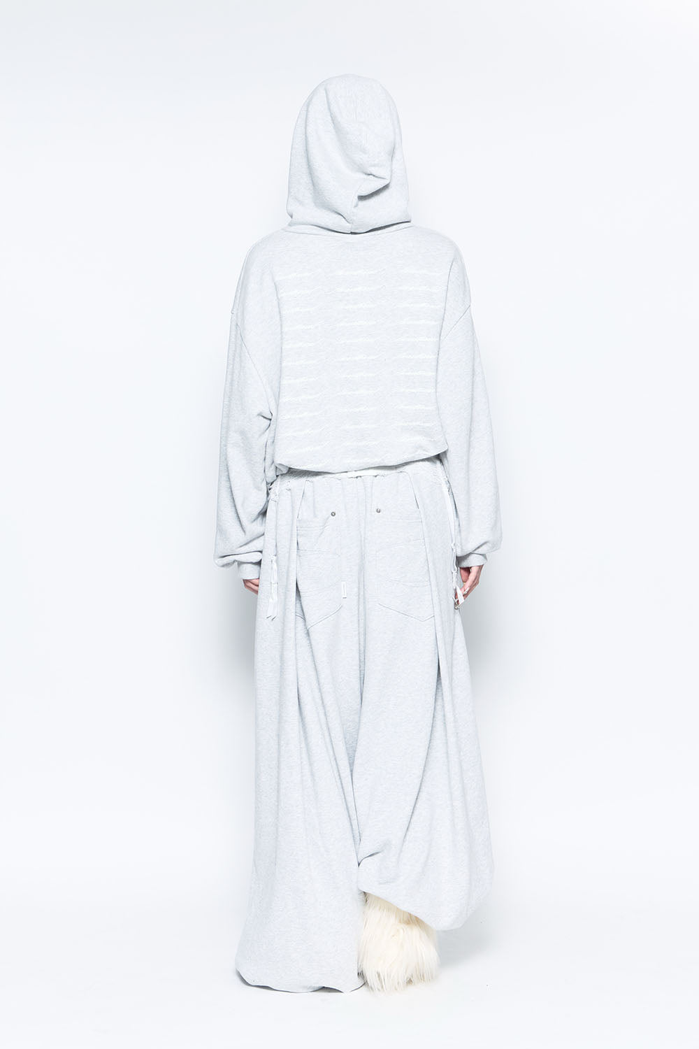 S tucked sweat pants heart