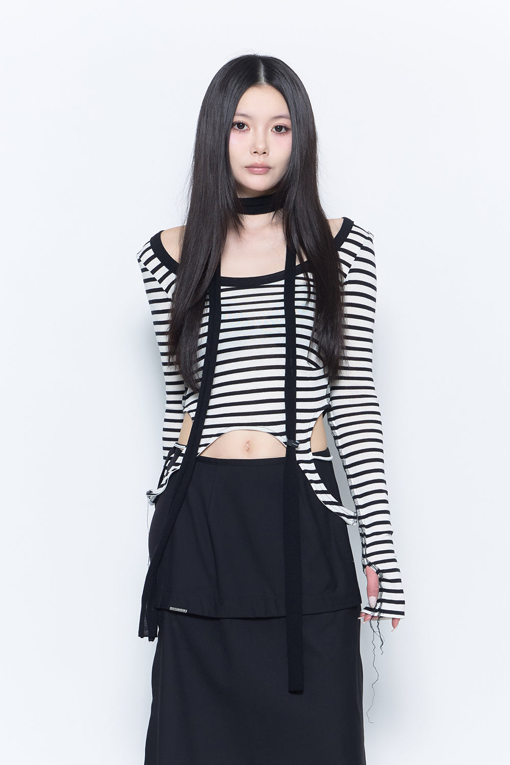 THEREDTHREAD / ザレッドスレッド】loop border tops