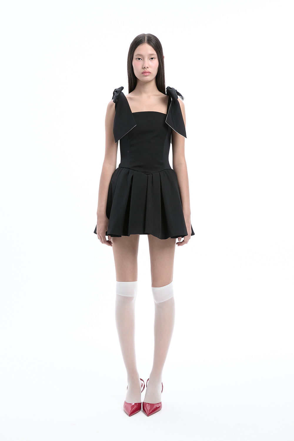 THEREDTHREAD / ザレッドスレッド】V ribbon dress othello