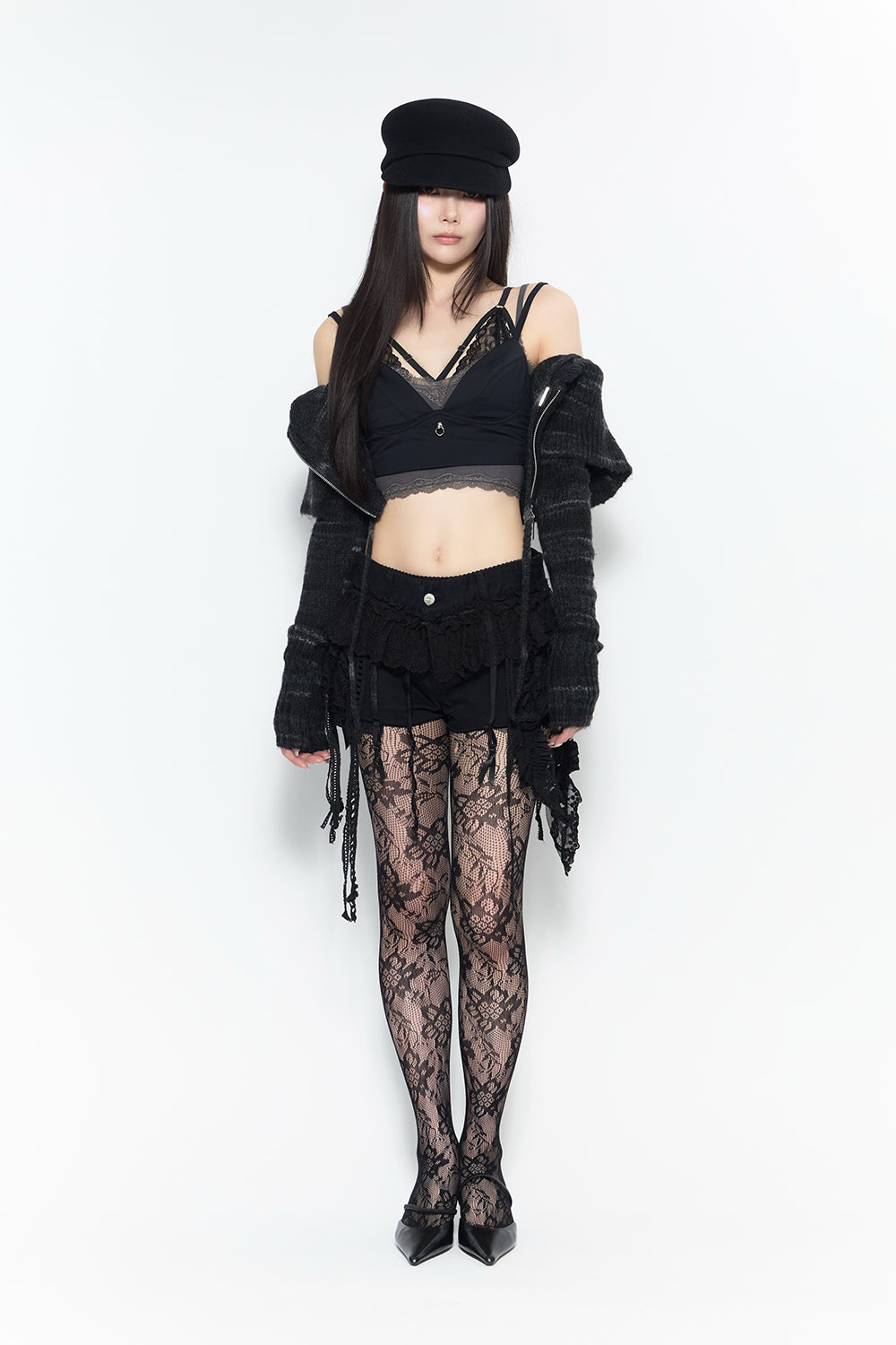 パンツ THEREDTHREAD veil frill garter short THEREDTHREAD / ザレッドスレッド】veil frill garter shorts