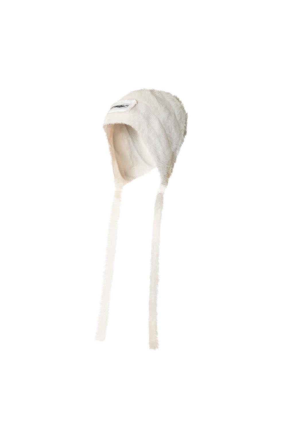 S fuzzy knit beanie