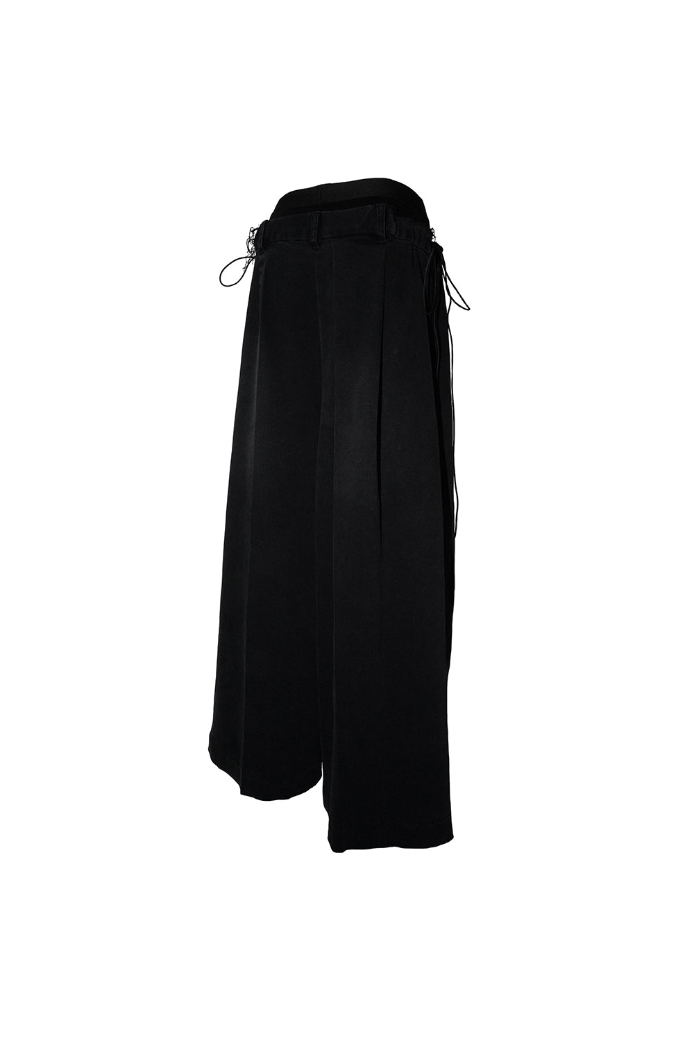 script layered pants