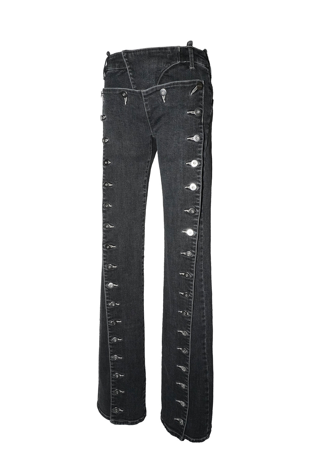 button trace denim
