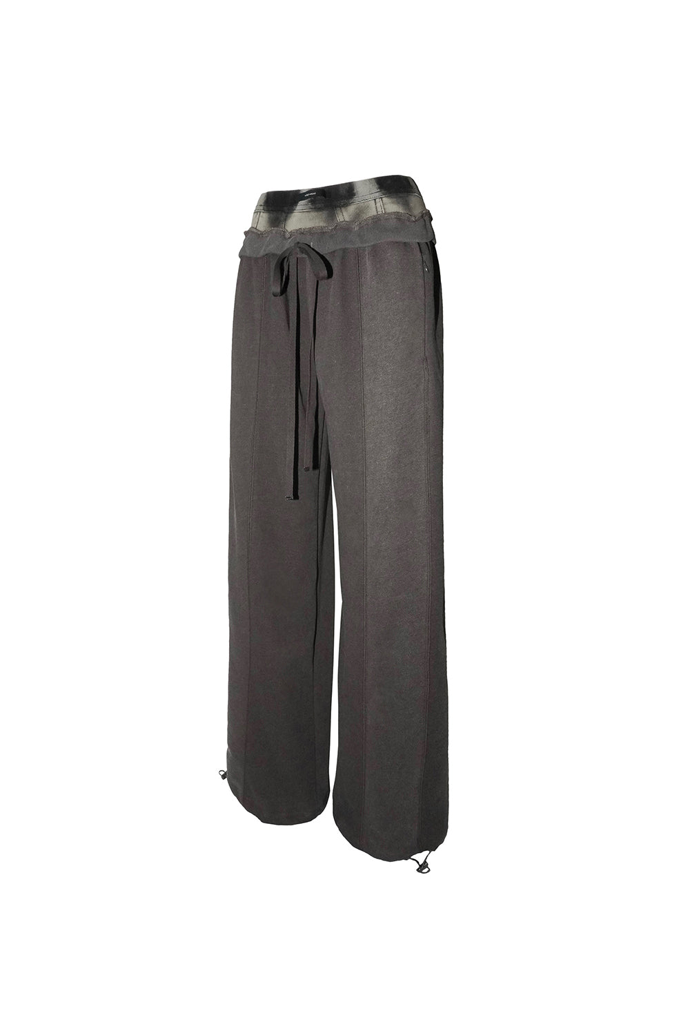 loose frame pants