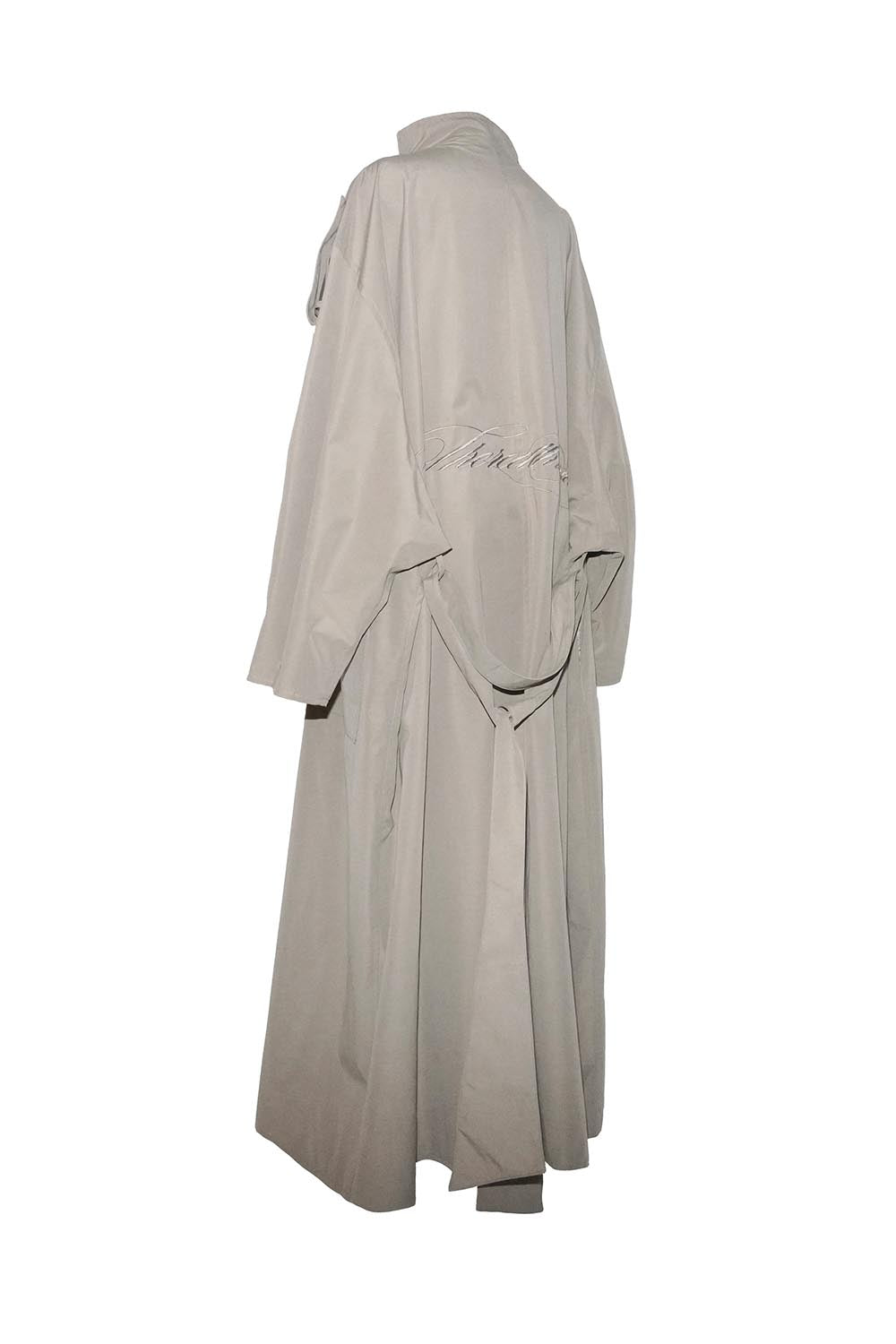 S stand embroidery trench