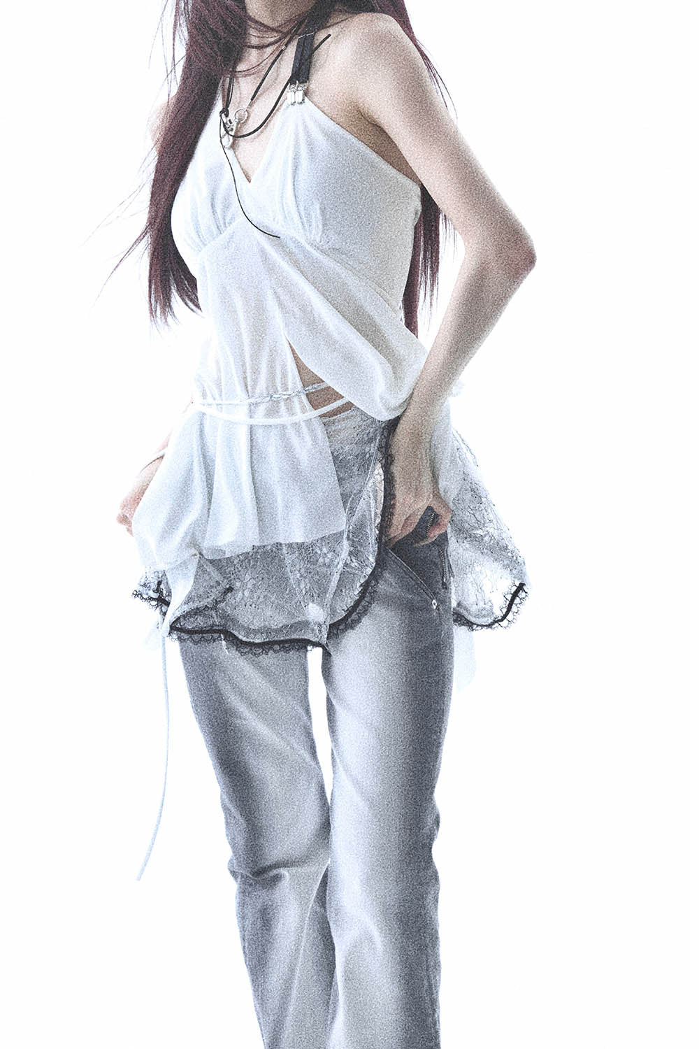 THEREDTHREAD / ザレッドスレッド】S V-shape denim 1