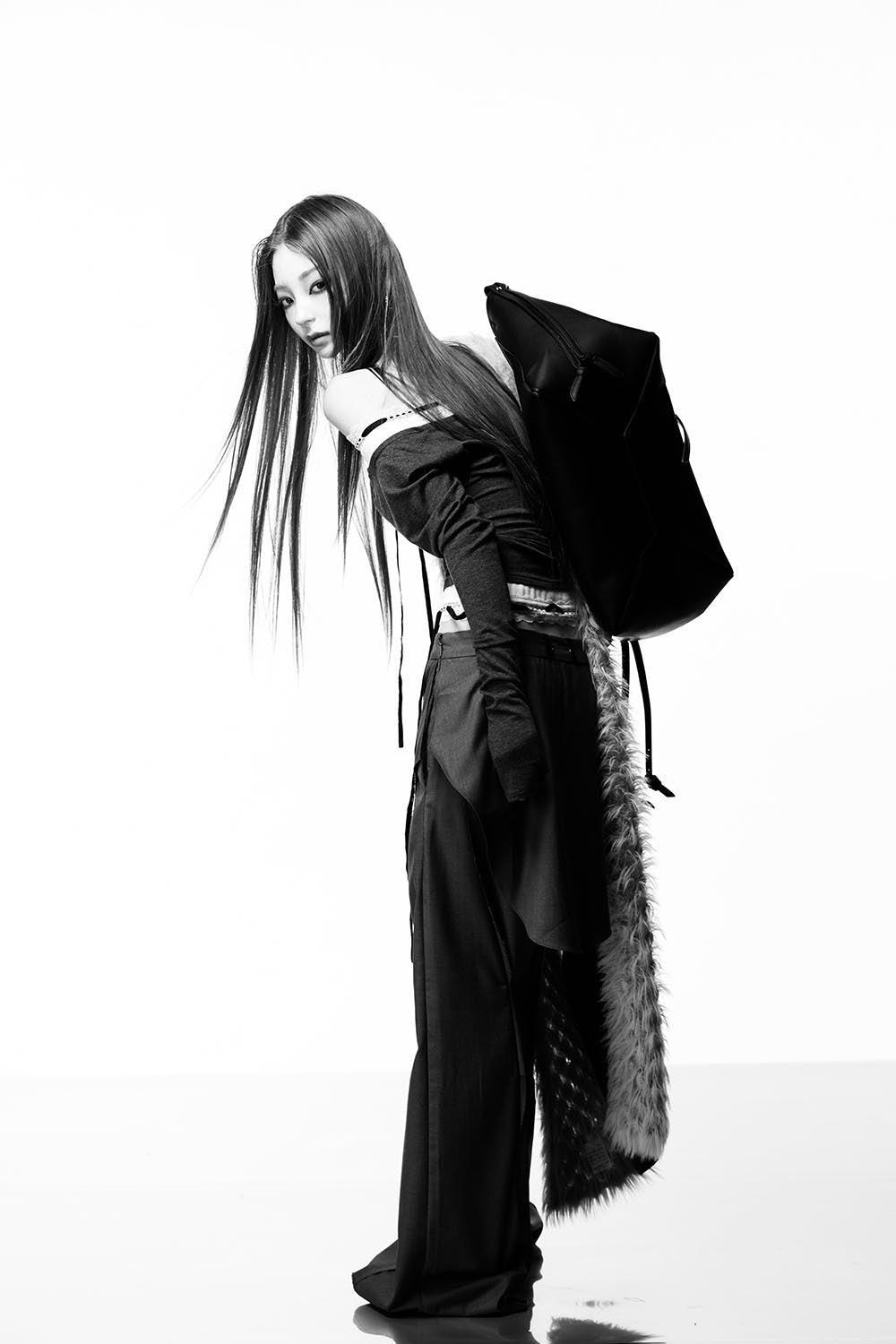 S drape tail pants