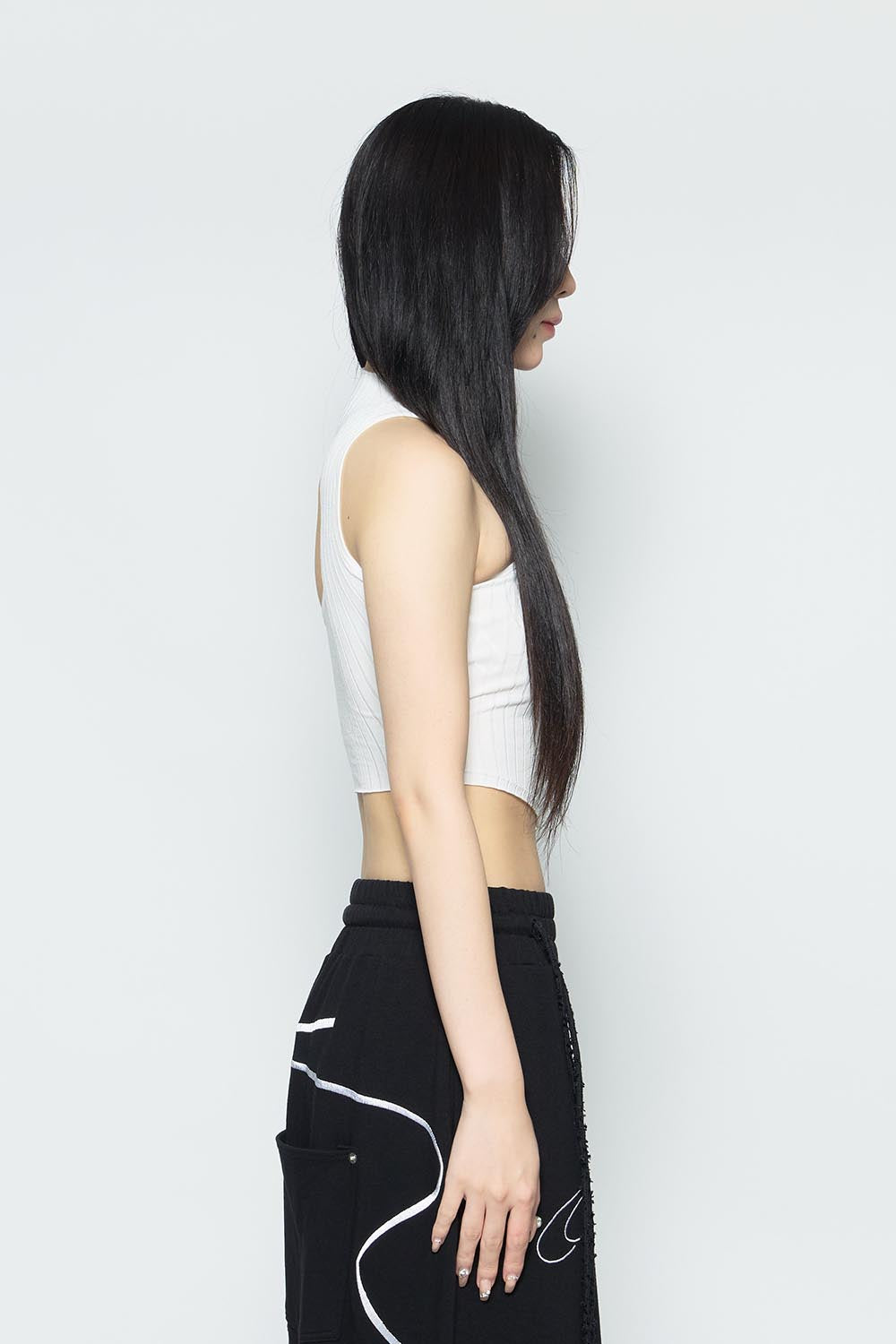 THEREDTHREAD ザレッドスレッド THEREDTHREAD / ザレッドスレッド】S asymmetric zip up tank