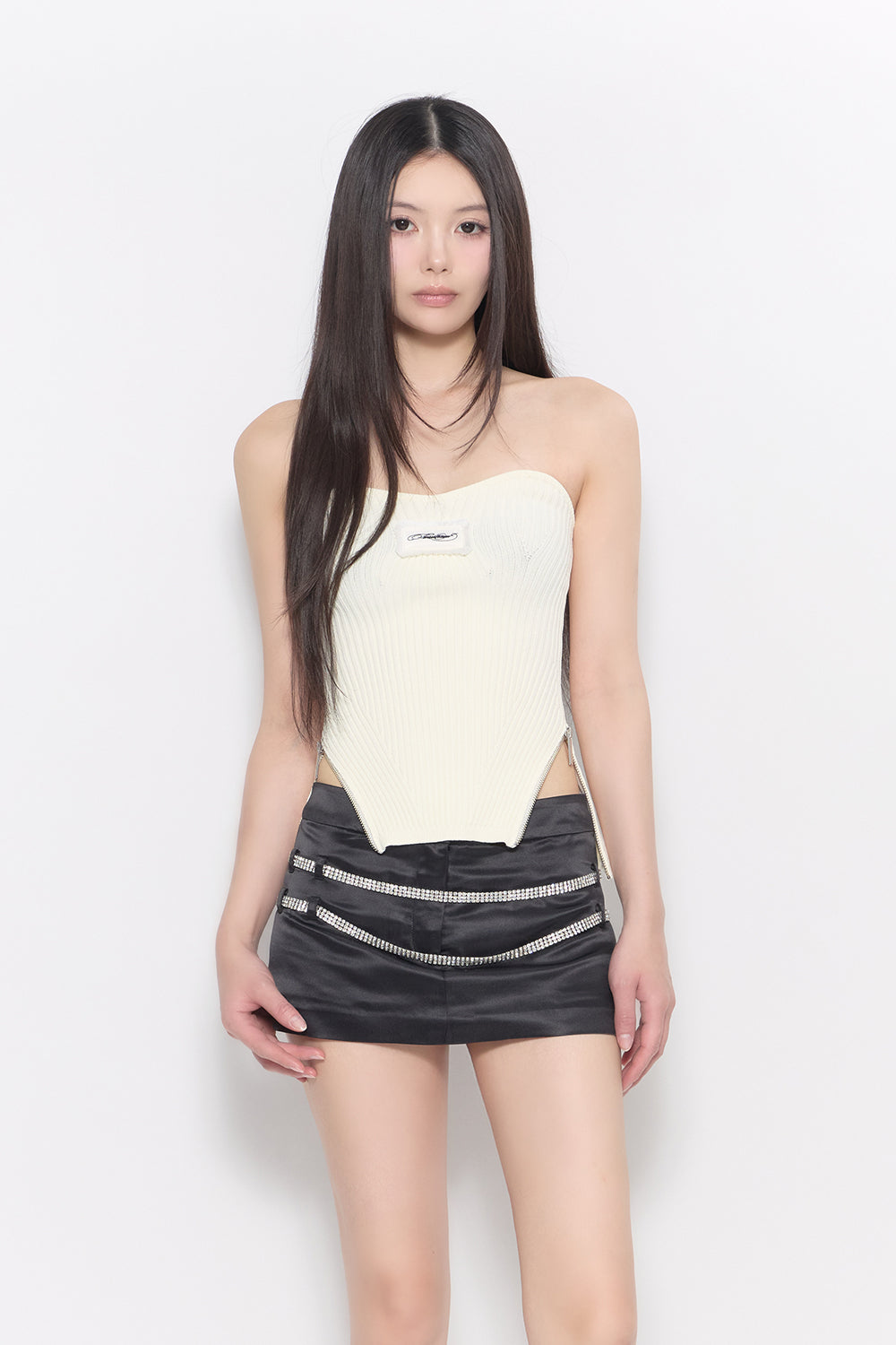 THEREDTHREAD / ザレッドスレッド】rib zip bare tops