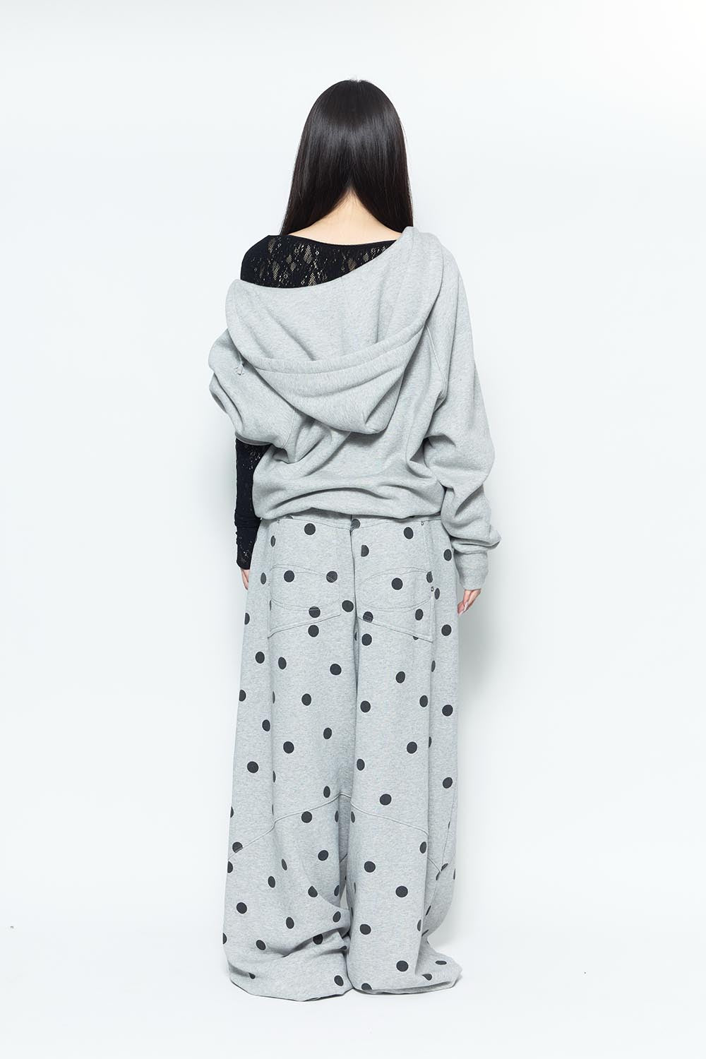 S dot sweat wide pants