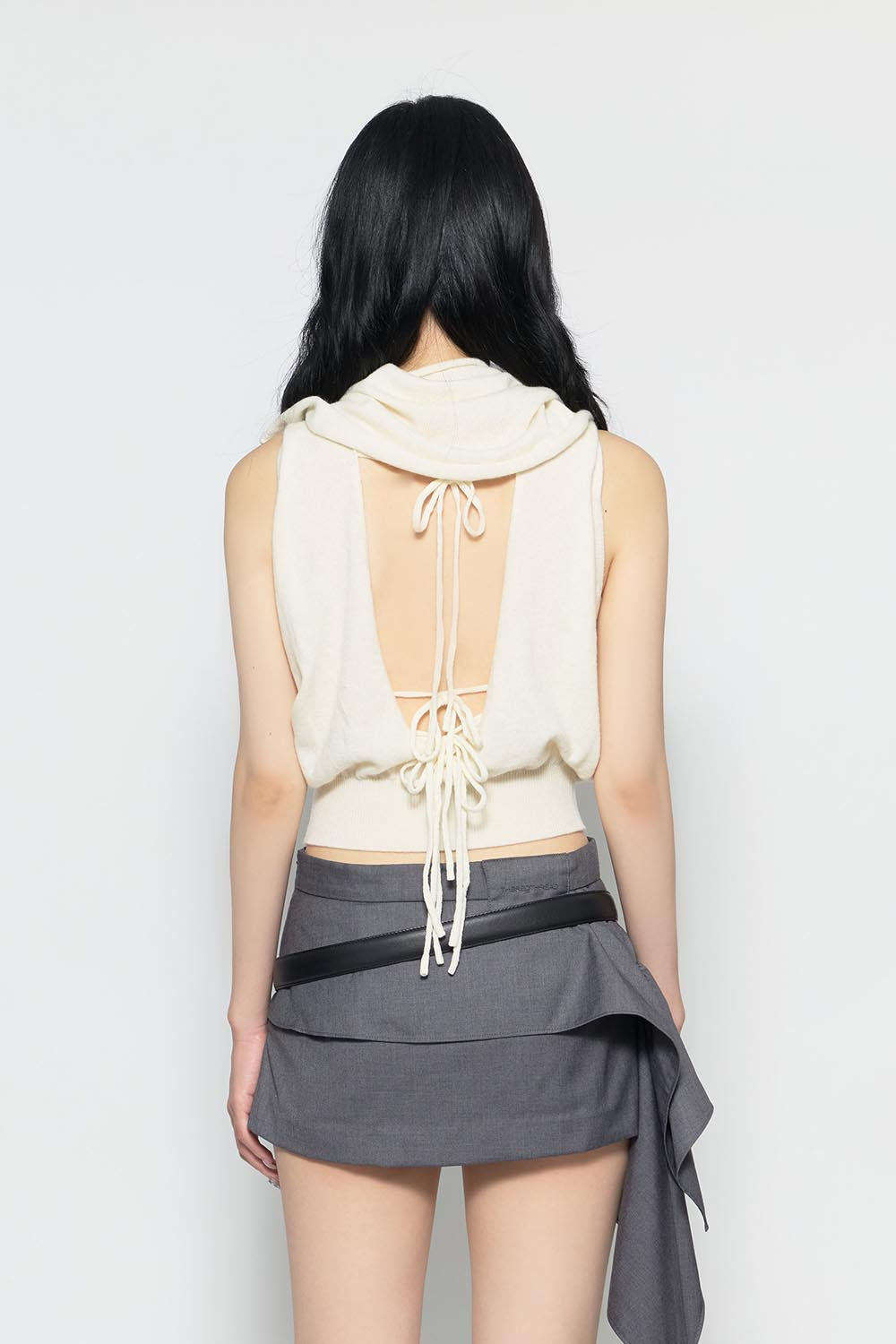 THEREDTHREAD / ザレッドスレッド】S backless knit tops