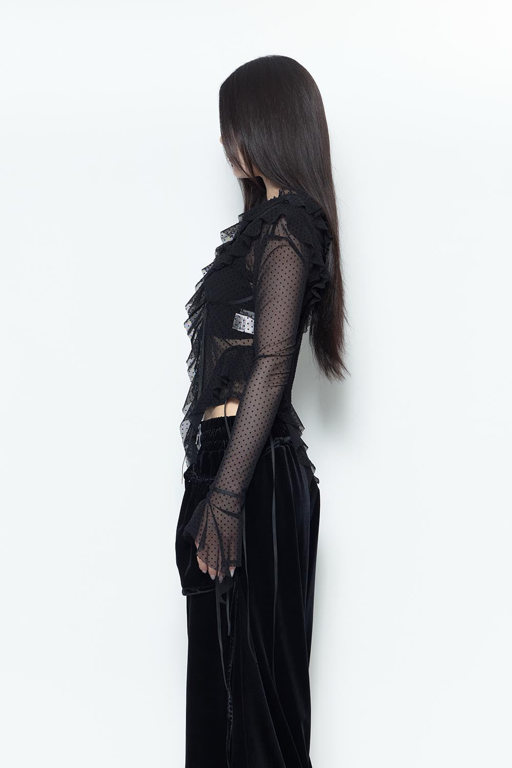 トップス theredthread S dot flow frill tops black THEREDTHREAD / ザレッドスレッド】S dot flow frill tops