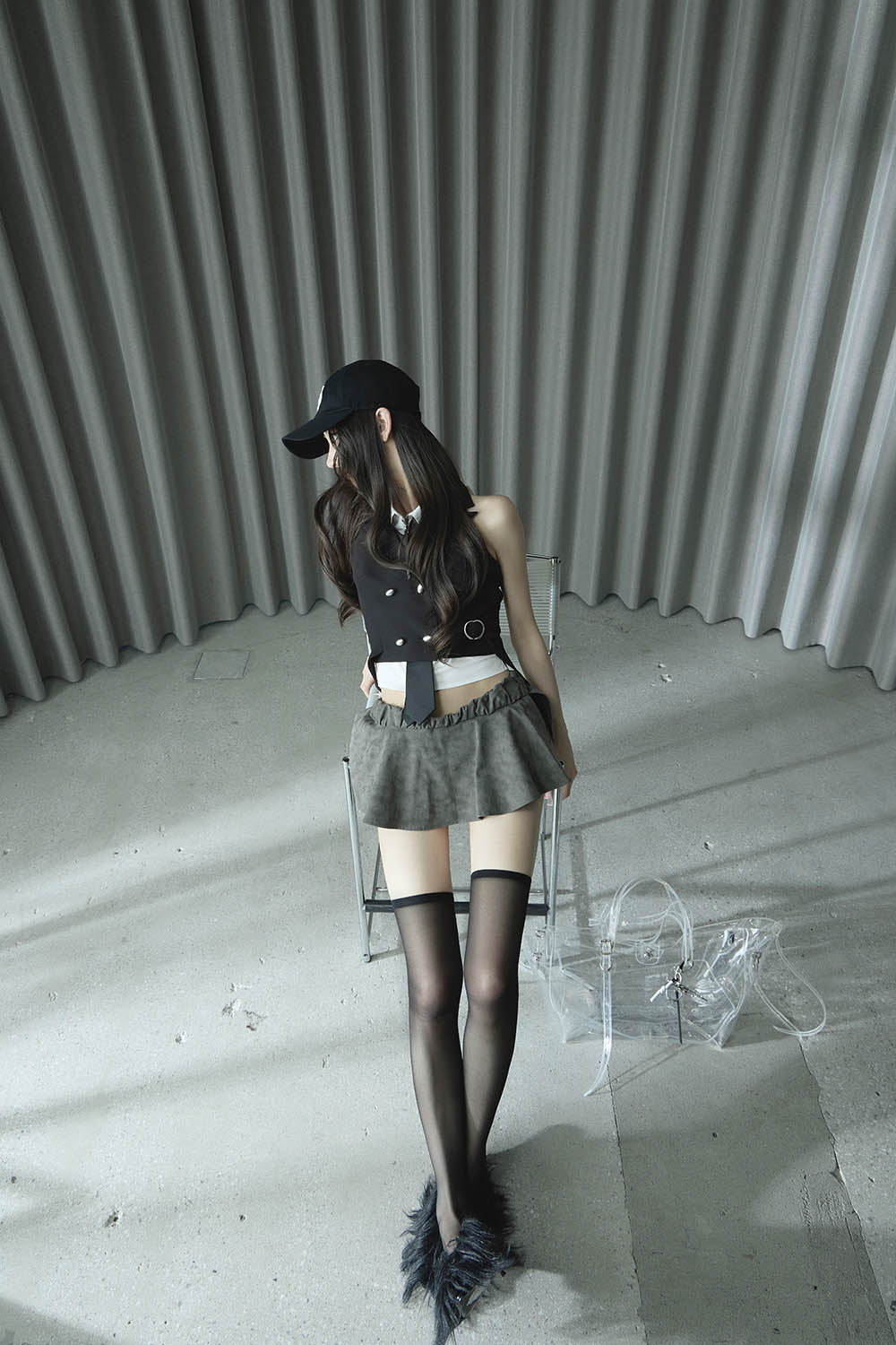 THEREDTHREAD / ザレッドスレッド】S tie shirt cropped
