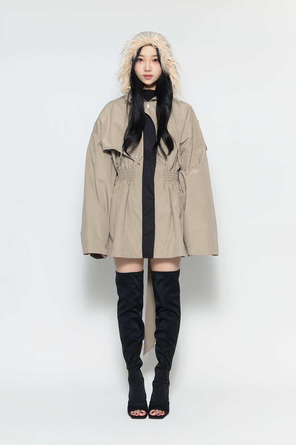 S fur embroidery trench short
