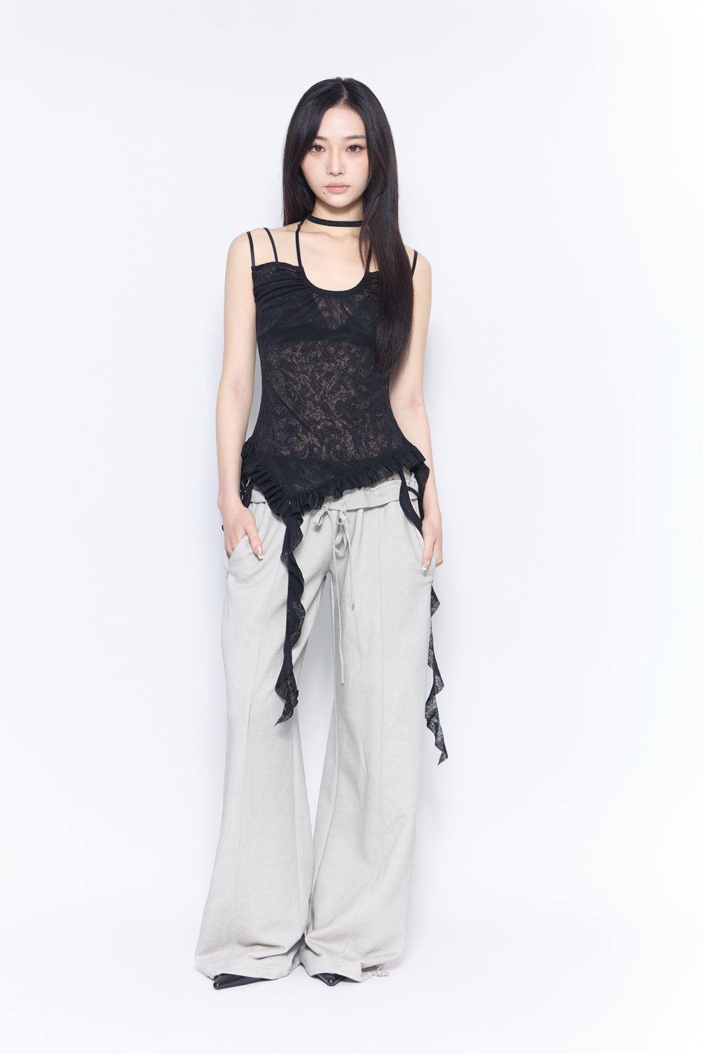 loose frame pants