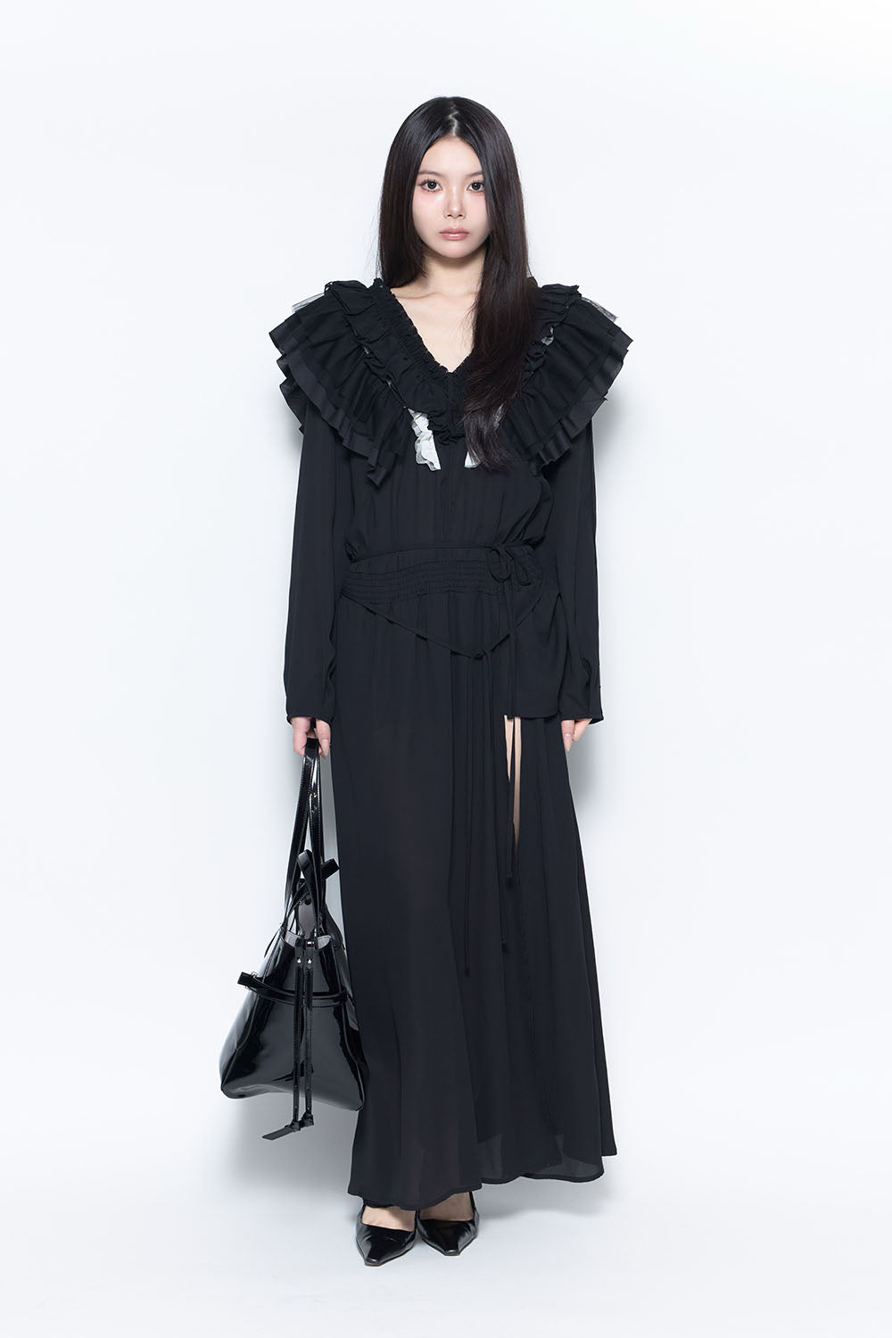 DRESS – THEREDTHREAD