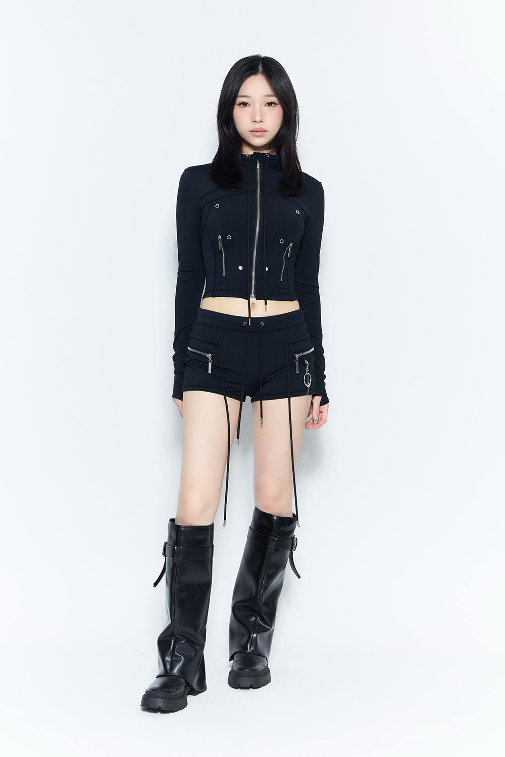 THEREDTHREAD】chain zip shorts