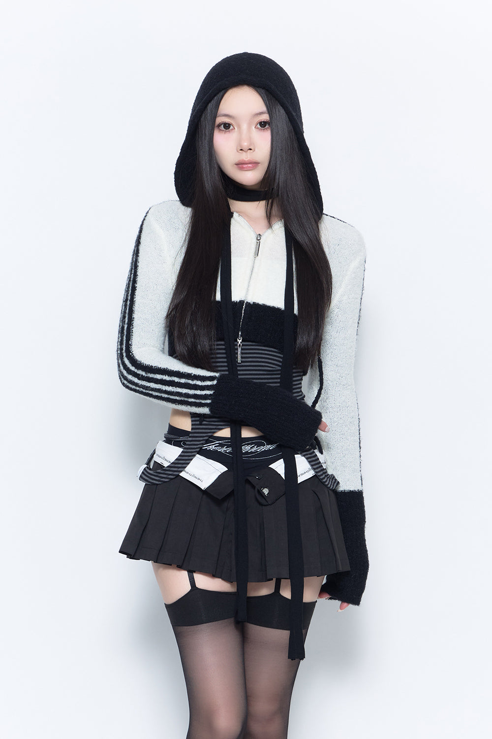 TOPS – THEREDTHREAD