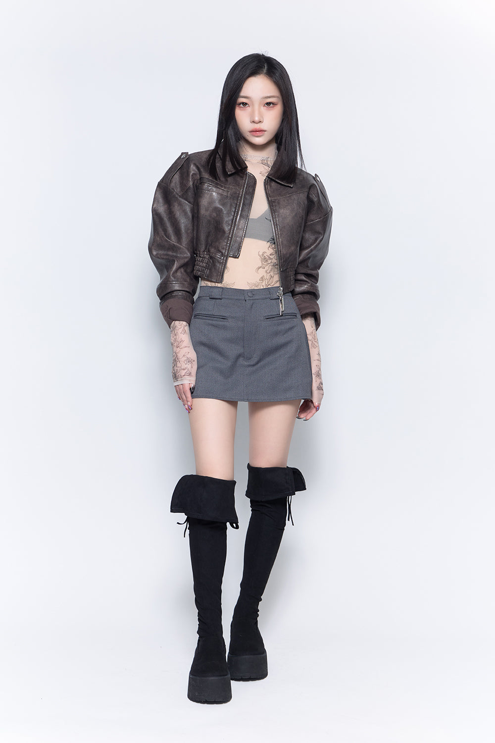 THEREDTHREAD / ザレッドスレッド】back pleats skirt