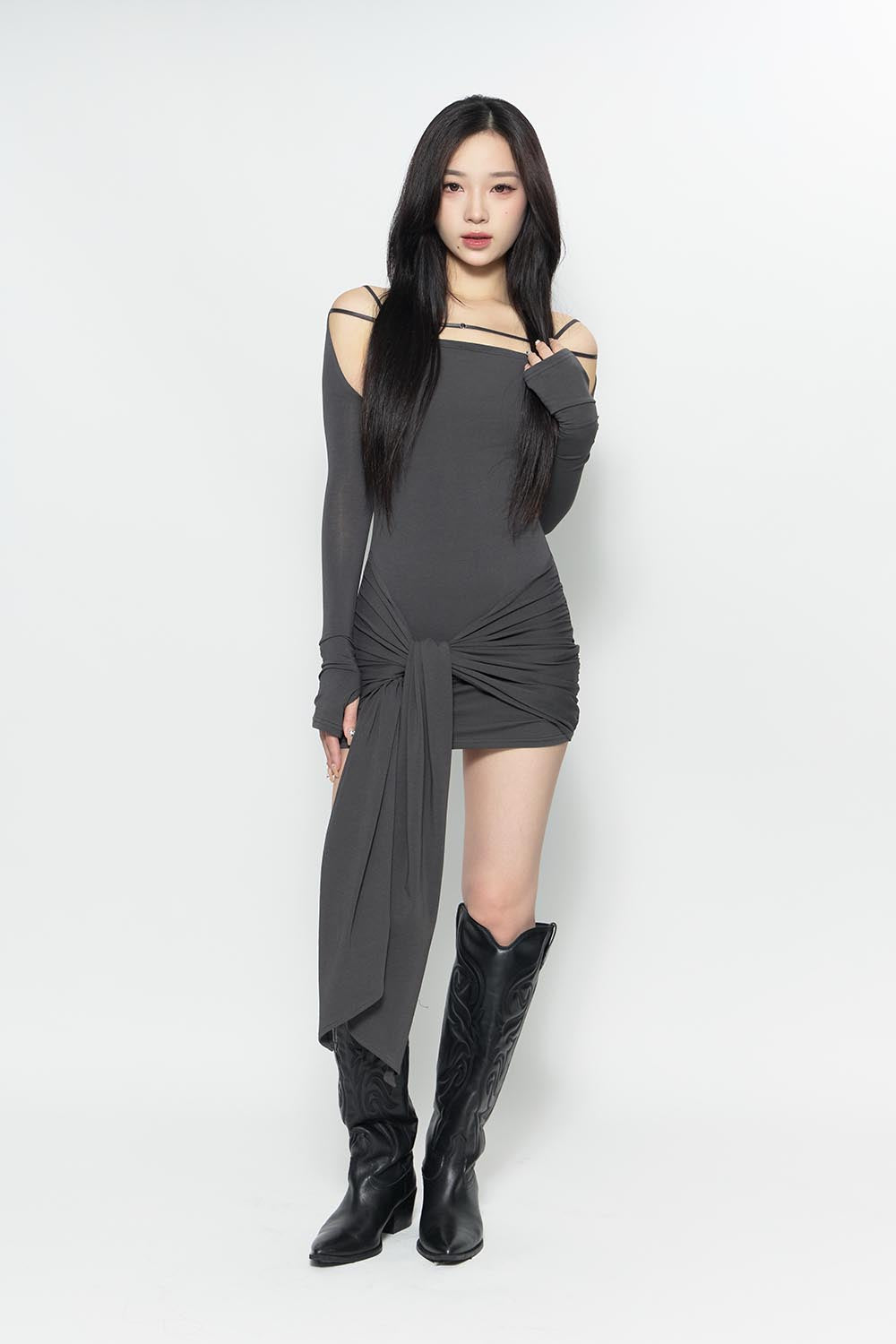 DRESS – THEREDTHREAD