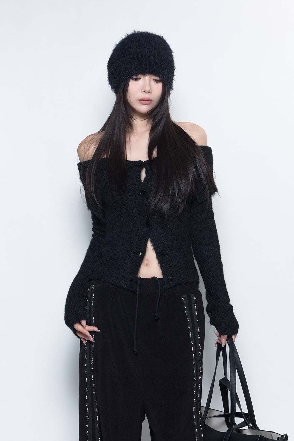 S fold collar offshoulder knit