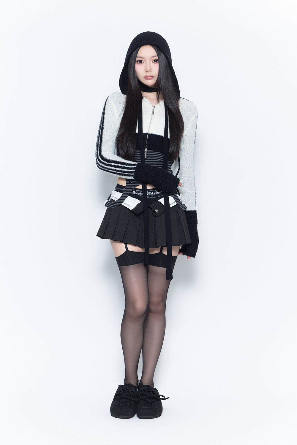THEREDTHREAD / ザレッドスレッド】pleated skirt mini