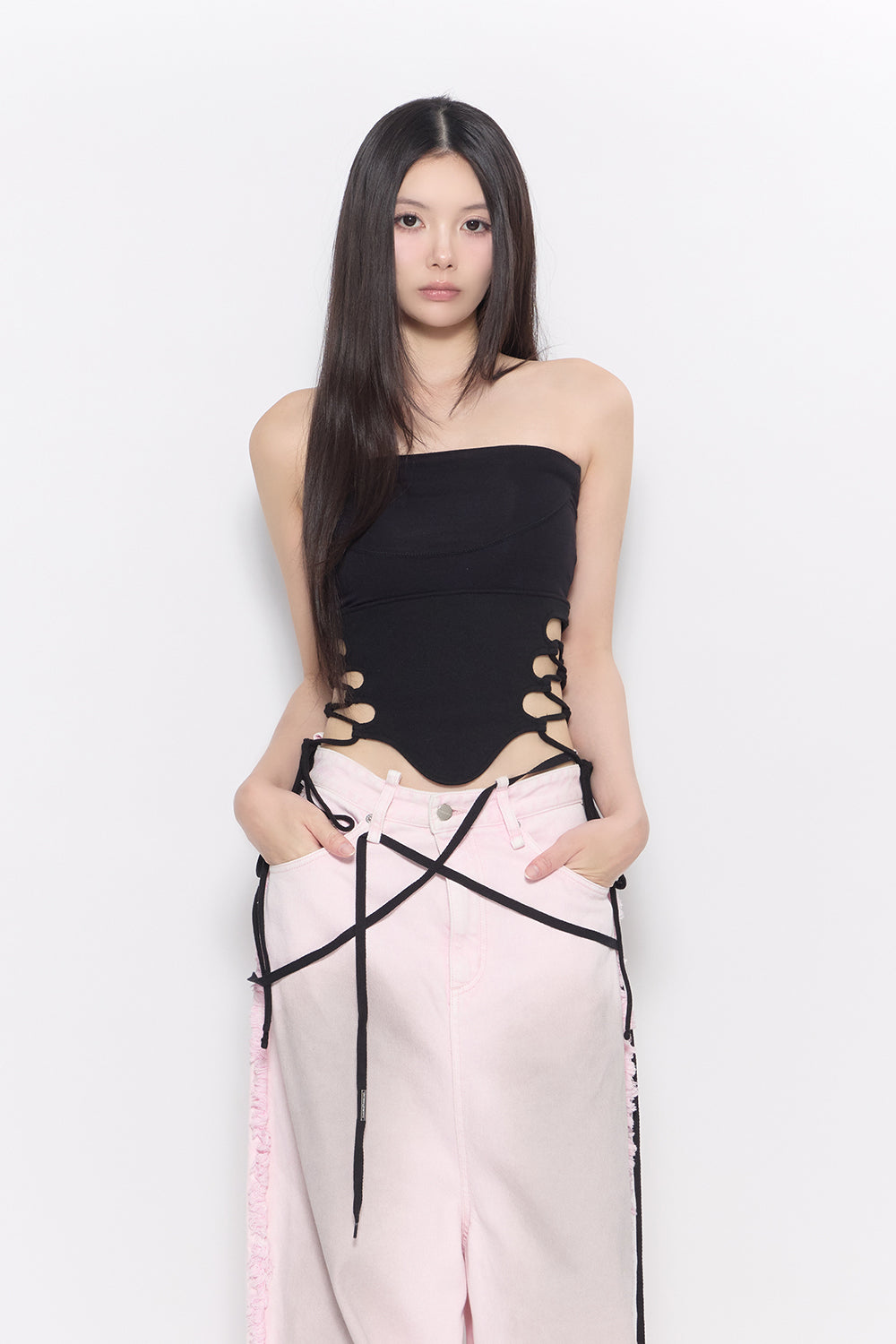 THEREDTHREAD / ザレッドスレッド】split hem lace up bare 1