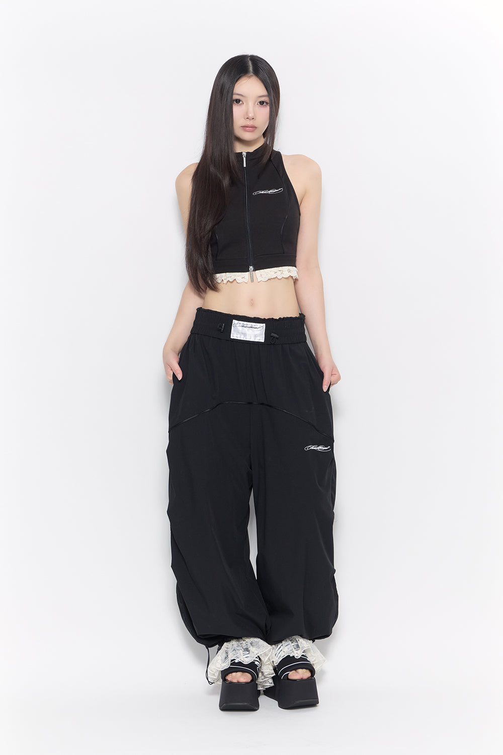 THEREDTHREAD / ザレッドスレッド】nylon jersey pants lace