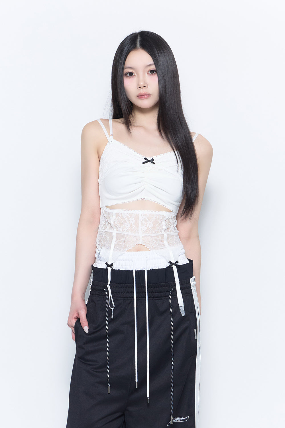 THEREDTHREAD / ザレッドスレッド】layered garter cami lace