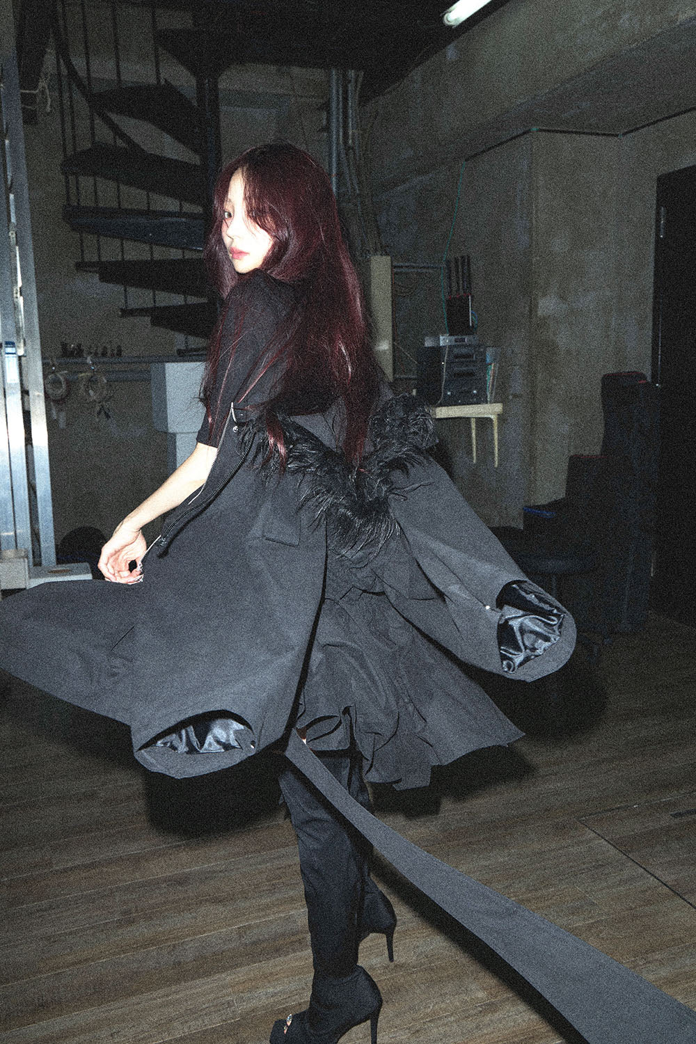 S fur embroidery trench short