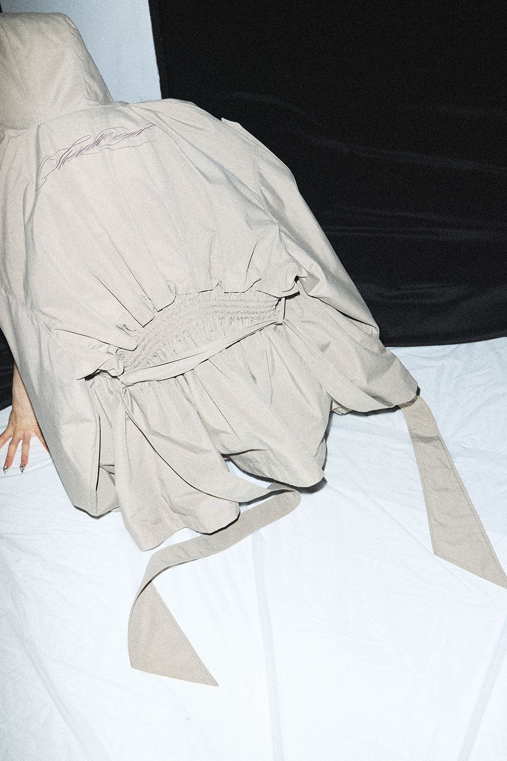 S fur embroidery trench short