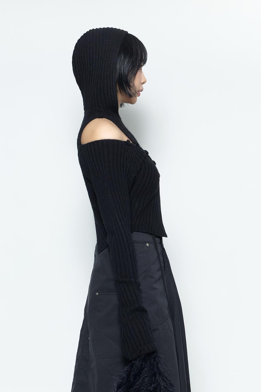 THEREDTHREAD / ザレッドスレッド】S asymmetric knit hoodie