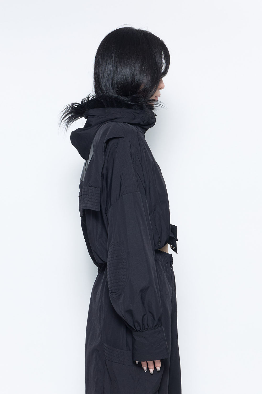 OUTER – THEREDTHREAD