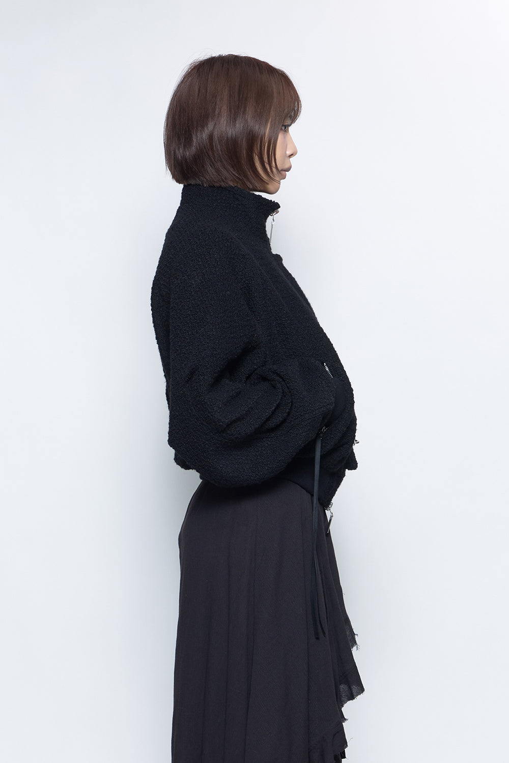 OUTER – THEREDTHREAD