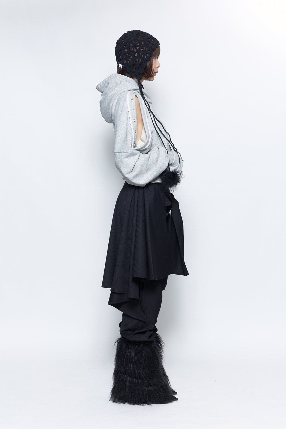 SCARLET / BOTTOMS – THEREDTHREAD