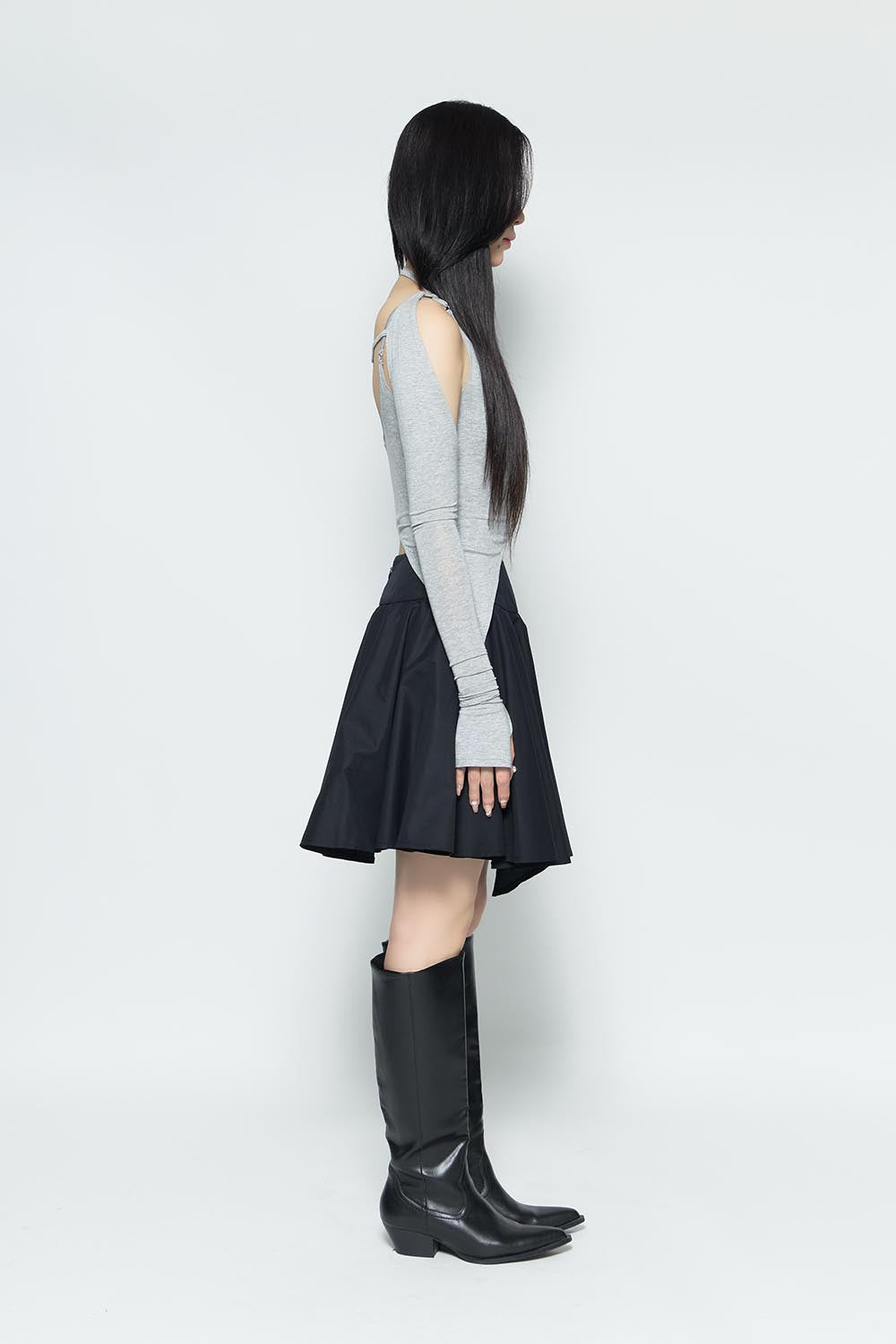 SKIRT – THEREDTHREAD
