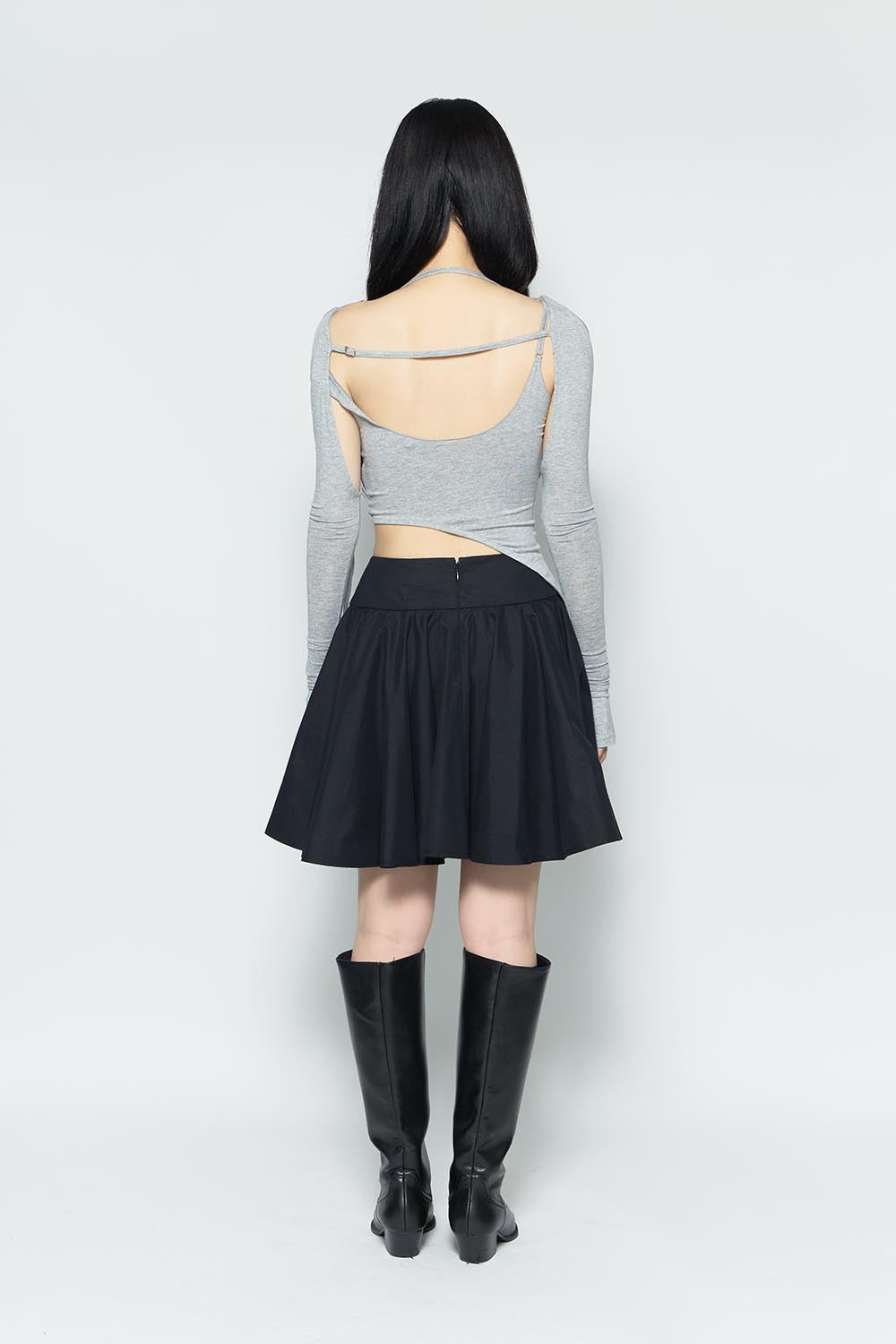 S button flare skirt