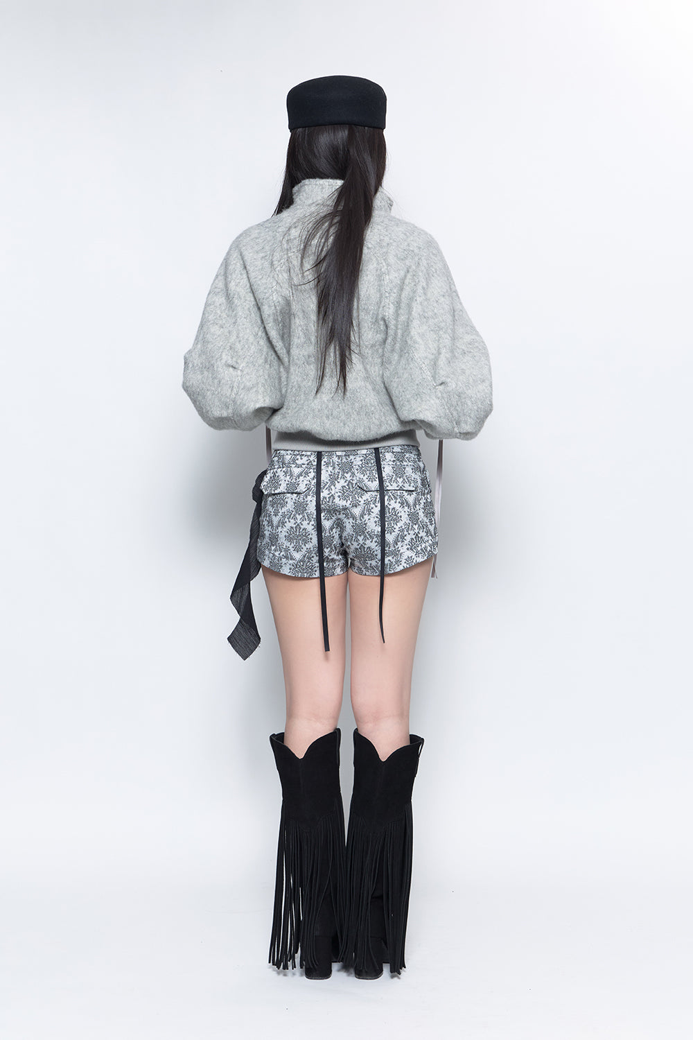 パンツ theredthread S v-cut mini shorts THEREDTHREAD / ザレッドスレッド】S v-cut mini shorts