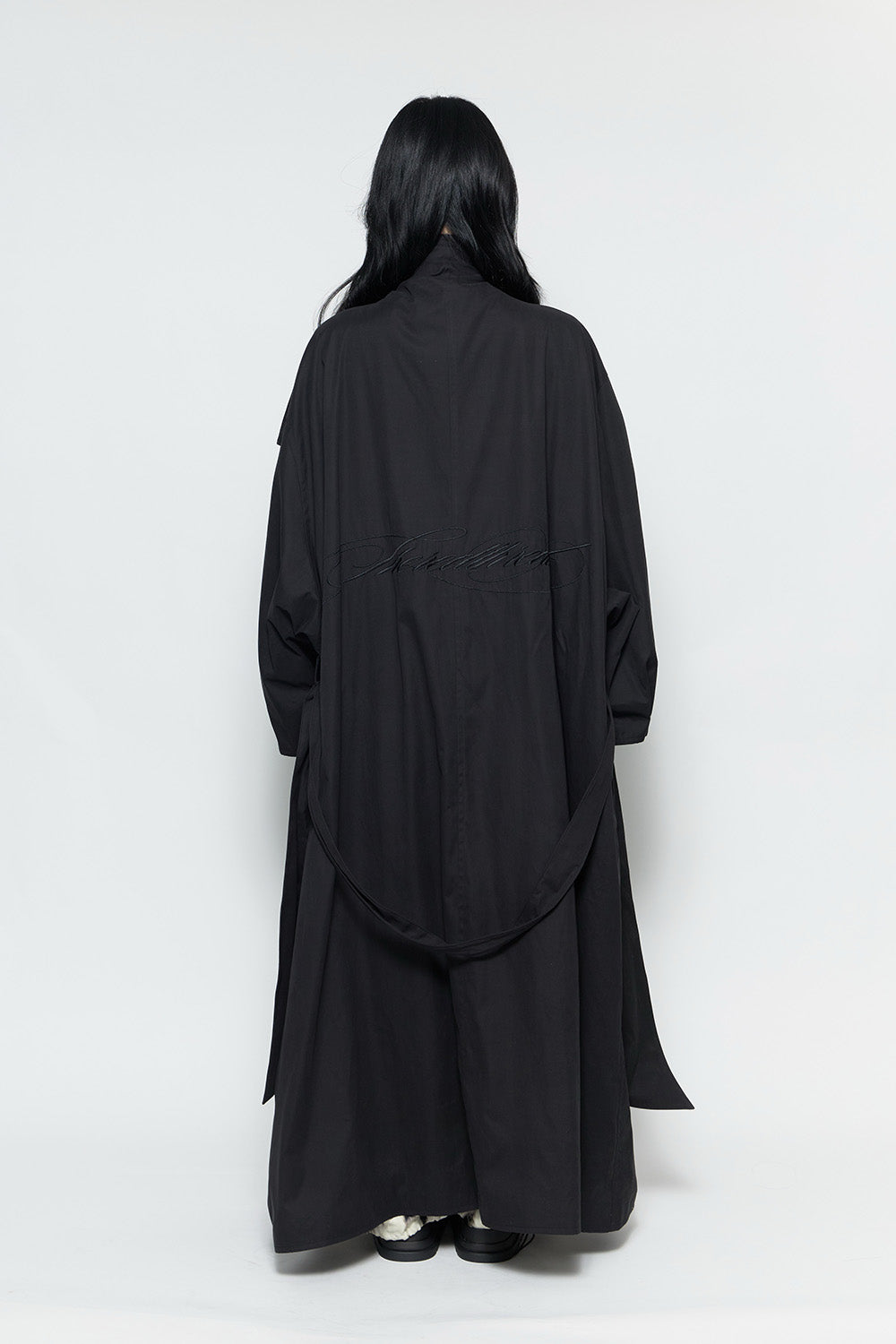 THEREDTHREAD / ザレッドスレッド】S stand embroidery trench