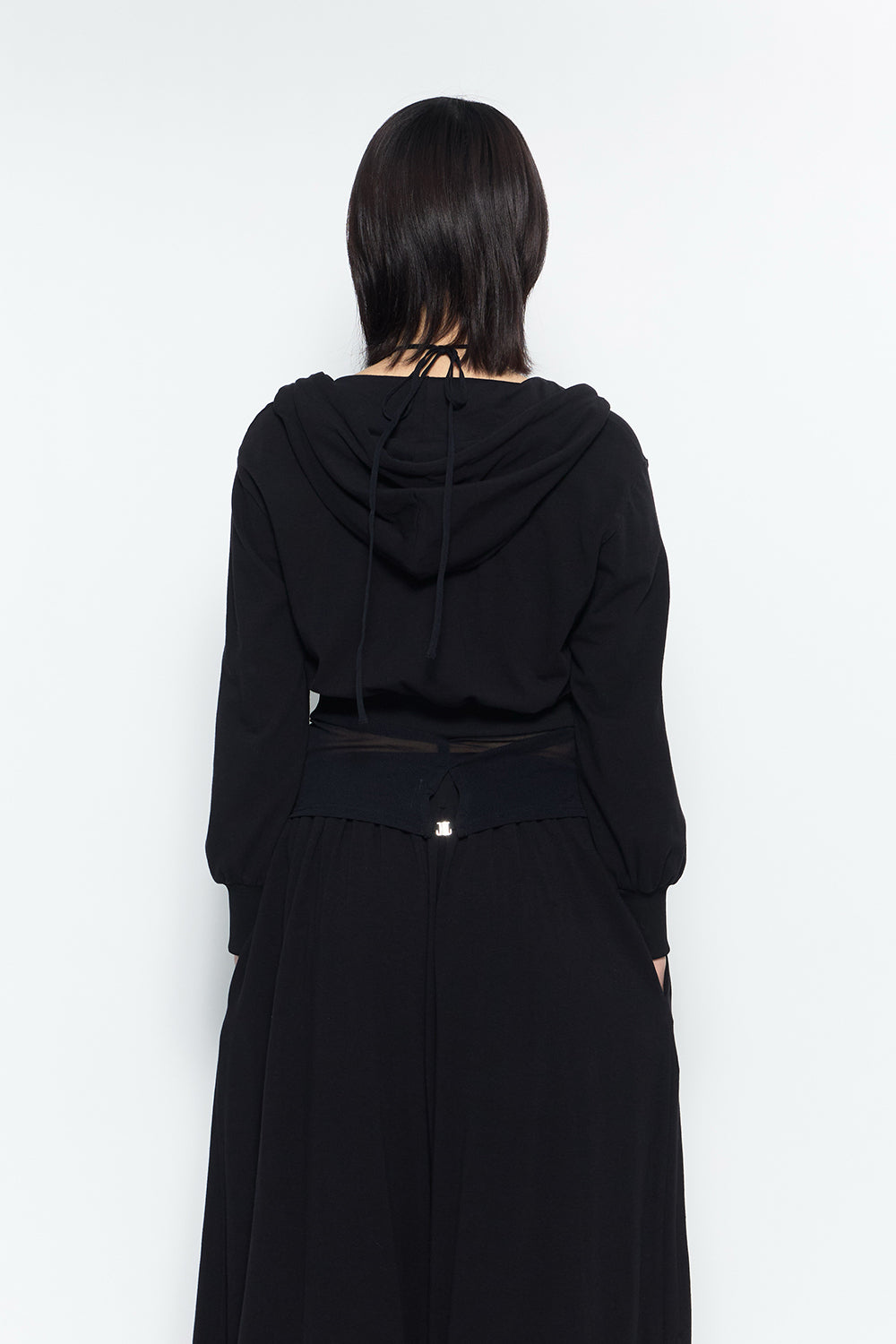 emblem cropped hoodie