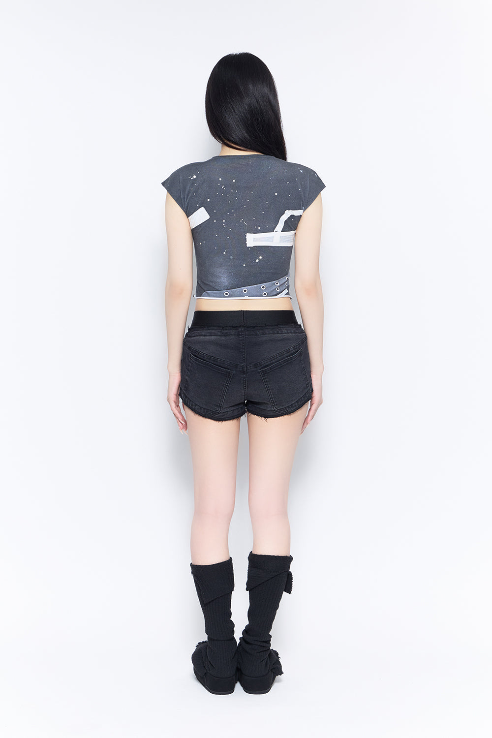 script layered shorts
