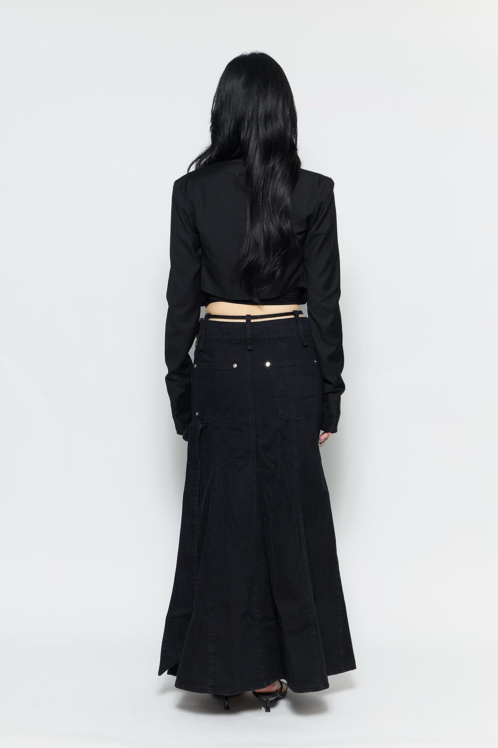 S tail skirt long