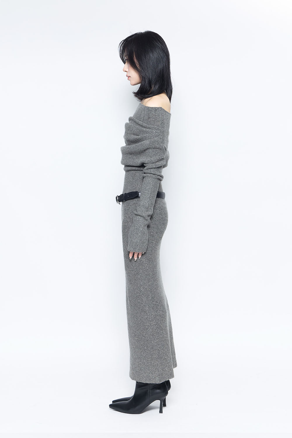 トップス THEREDTHREAD S slouchy knit black THEREDTHREAD / ザレッドスレッド】S slouchy knit long dress
