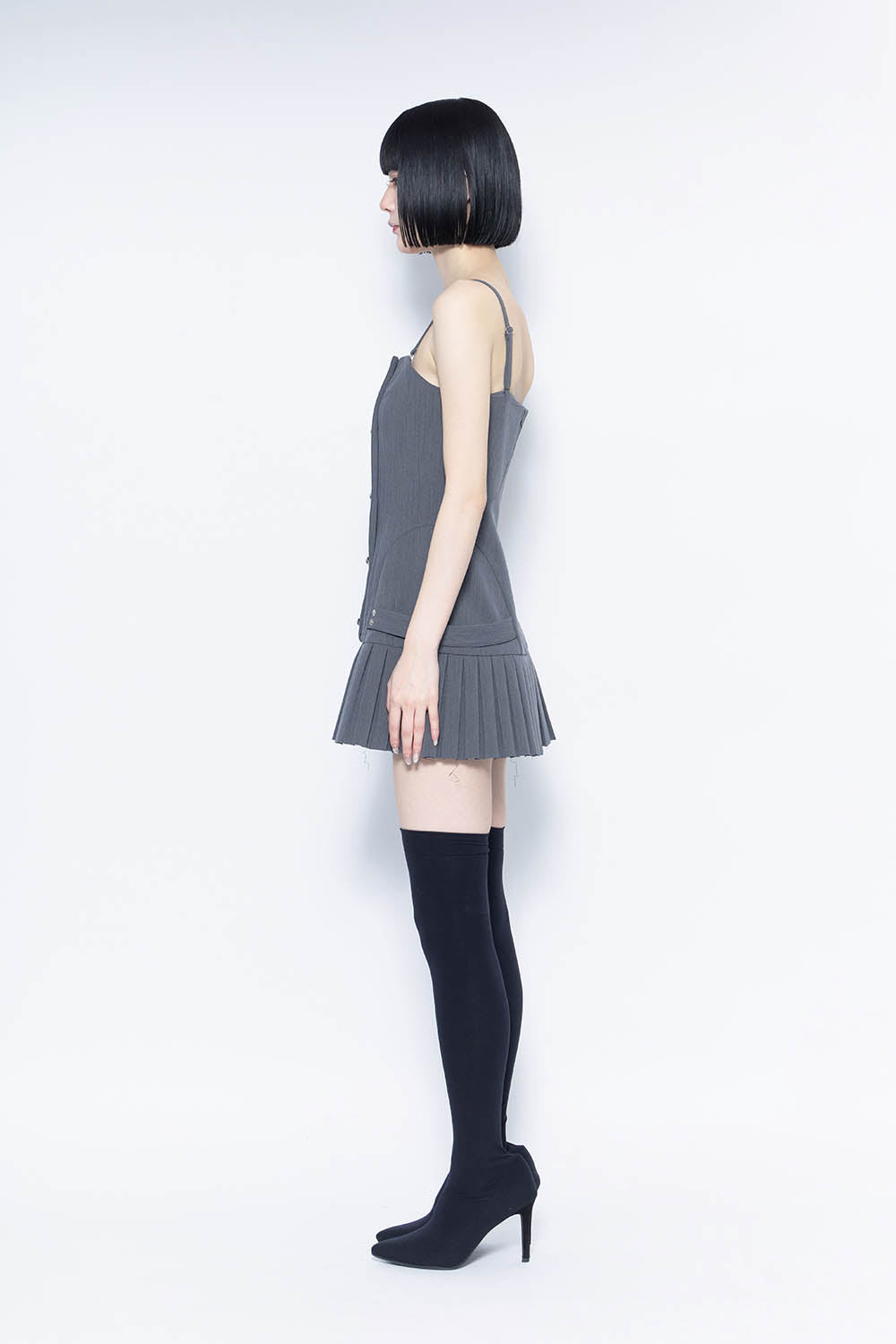 THEREDTHREAD / ザレッドスレッド】S oval pleats dress
