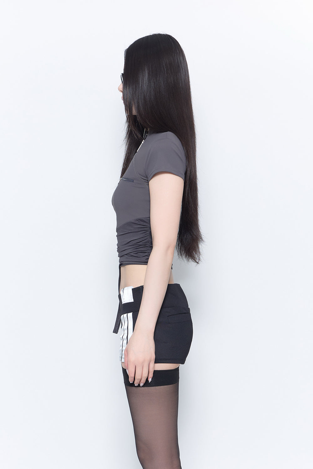 トップス theredthread zip asymmetric tops THEREDTHREAD / ザレッドスレッド】zip asymmetric tops