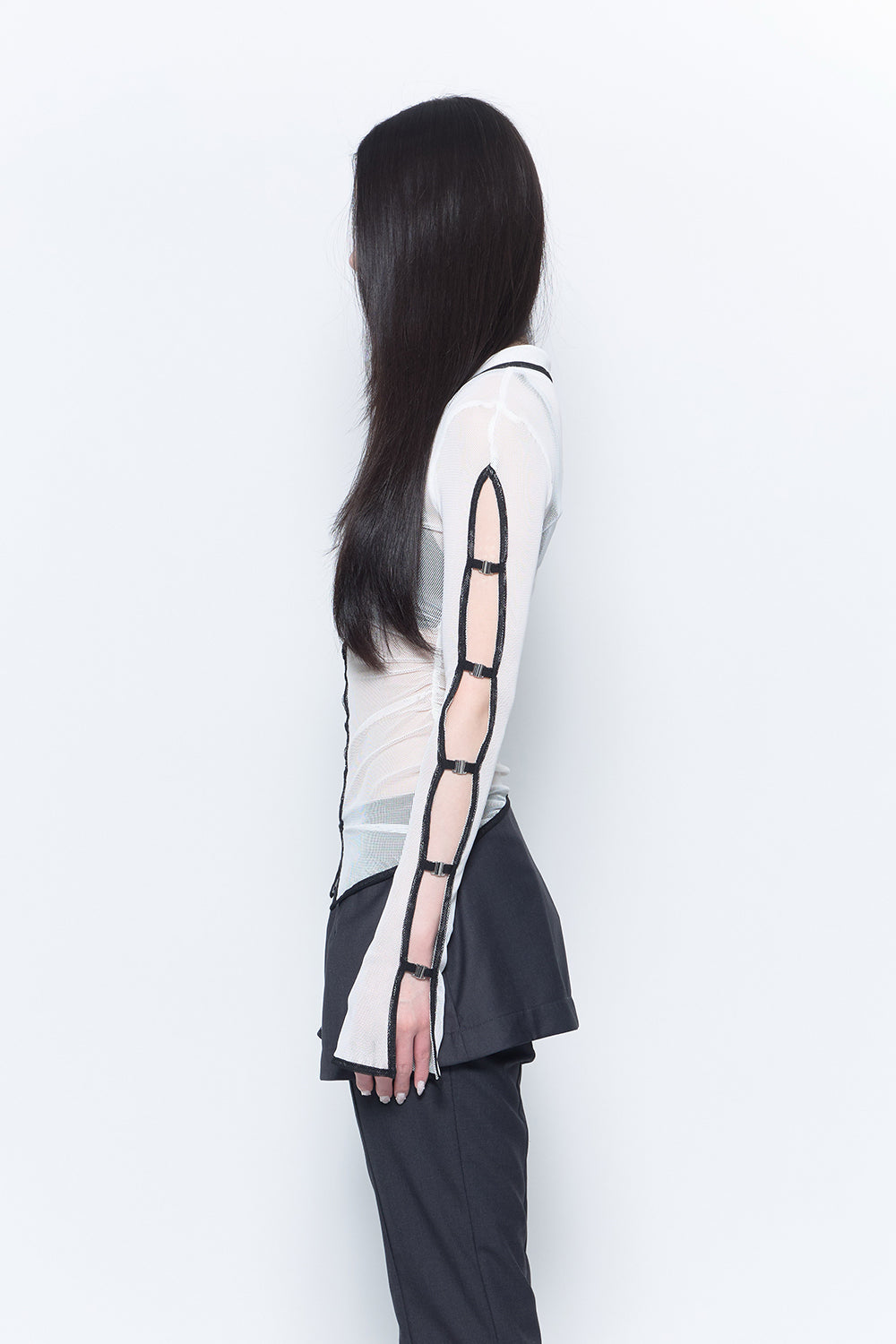 THEREDTHREAD / ザレッドスレッド】mesh hook tops