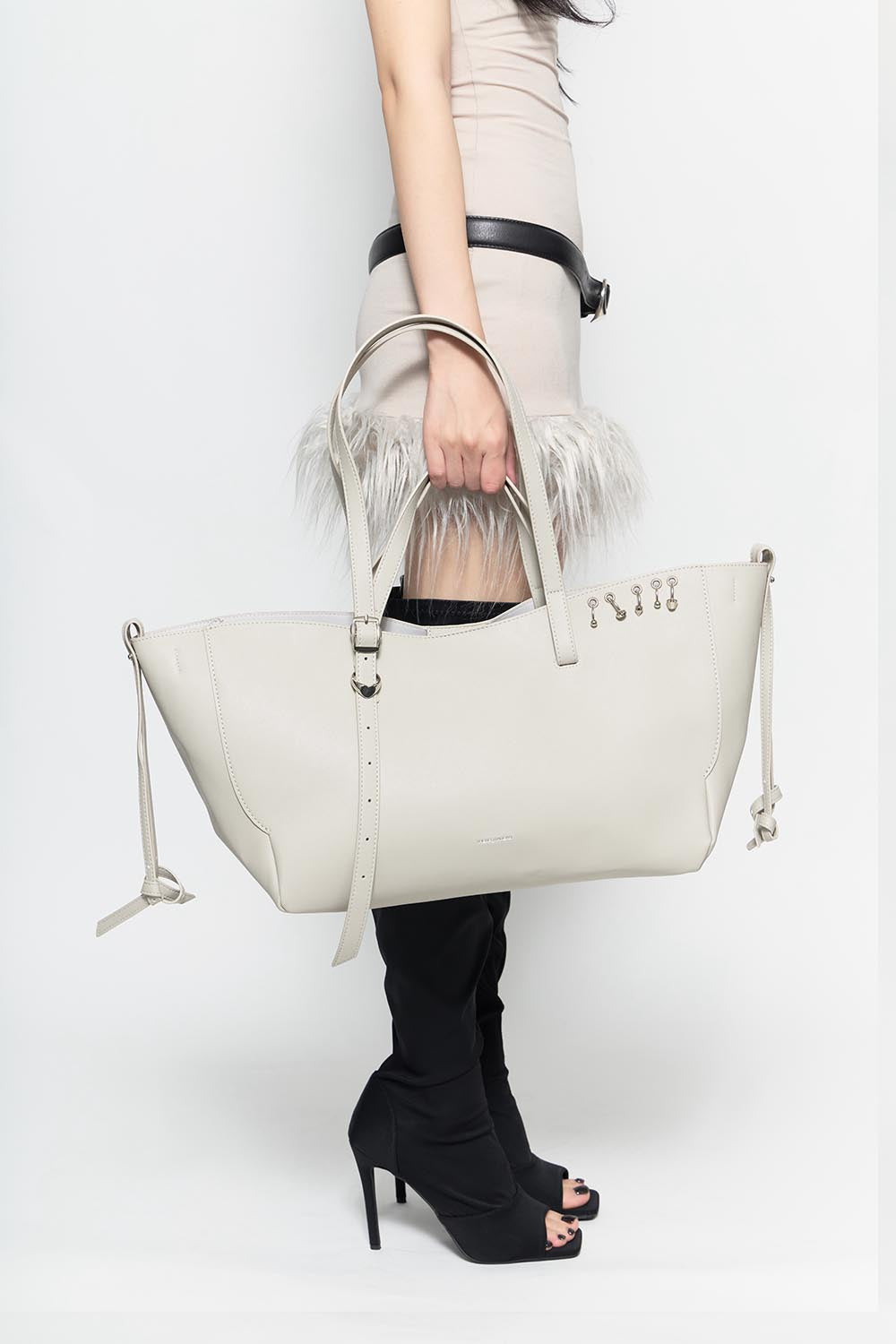 S heart tote bag large