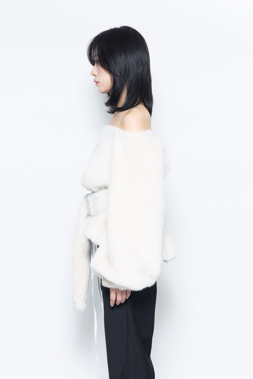 S off shoulder faux-fur tops